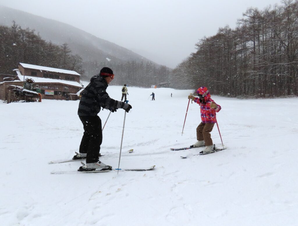 塩沢スキー場もオープン、年末年始は２カ所で滑走ＯＫ